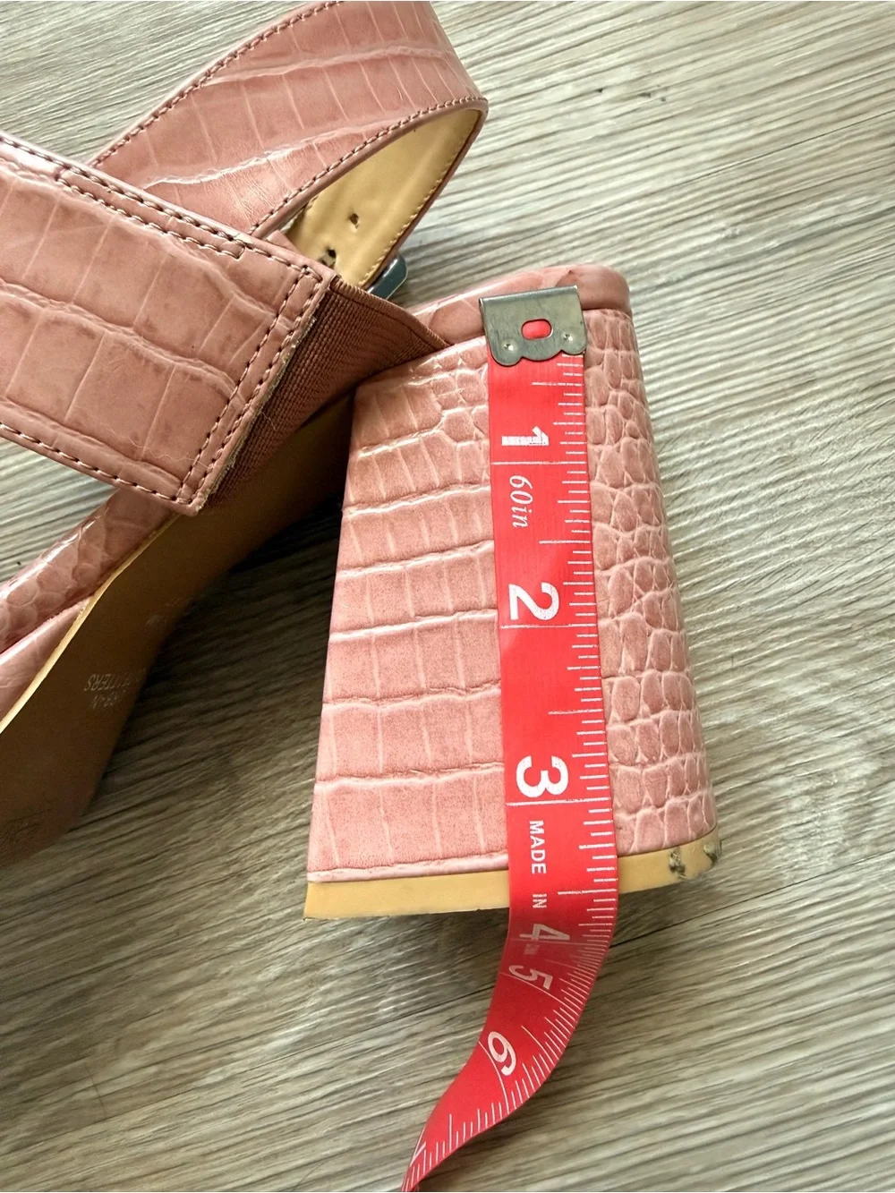 Urban Outfitters Pink Rachel Croc Strappy Platform Heel Shoes Size 6